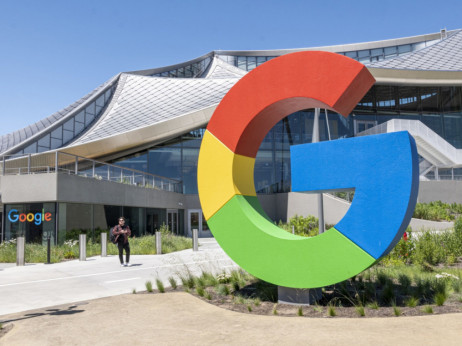 ‚Гугл‘ со помалку вработувања поради најавите за рецесија
