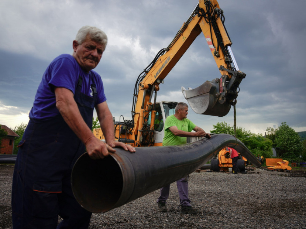 Македонското градежништво во слободен пад