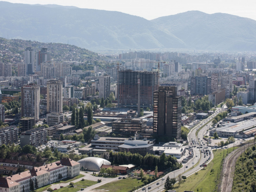Како банките ја зголемија цената на недвижностите: Регионална анализа