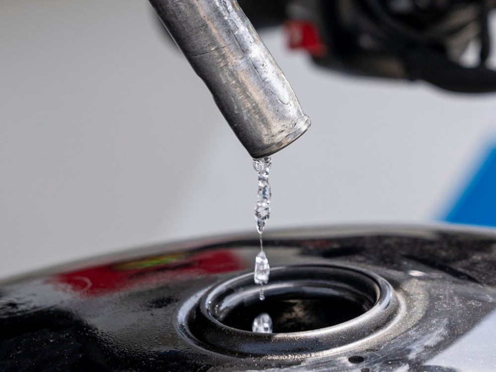 Хрватска со 17 милиони евра месечно ги ублажува поскапувањата на горивата