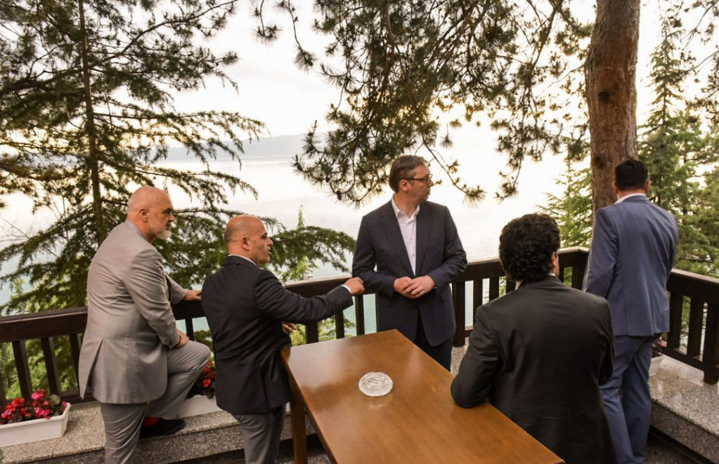 'Отворен Балкан' со туристички потенцијал да носи 30 милиони ноќевања