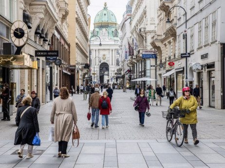 Австрија ќе дава по 1.000 евра како мерка против инфлацијата