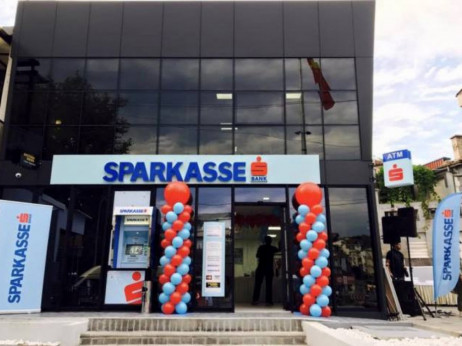 „Шпаркасе Банка“ ќе продава акции преку јавна понуда