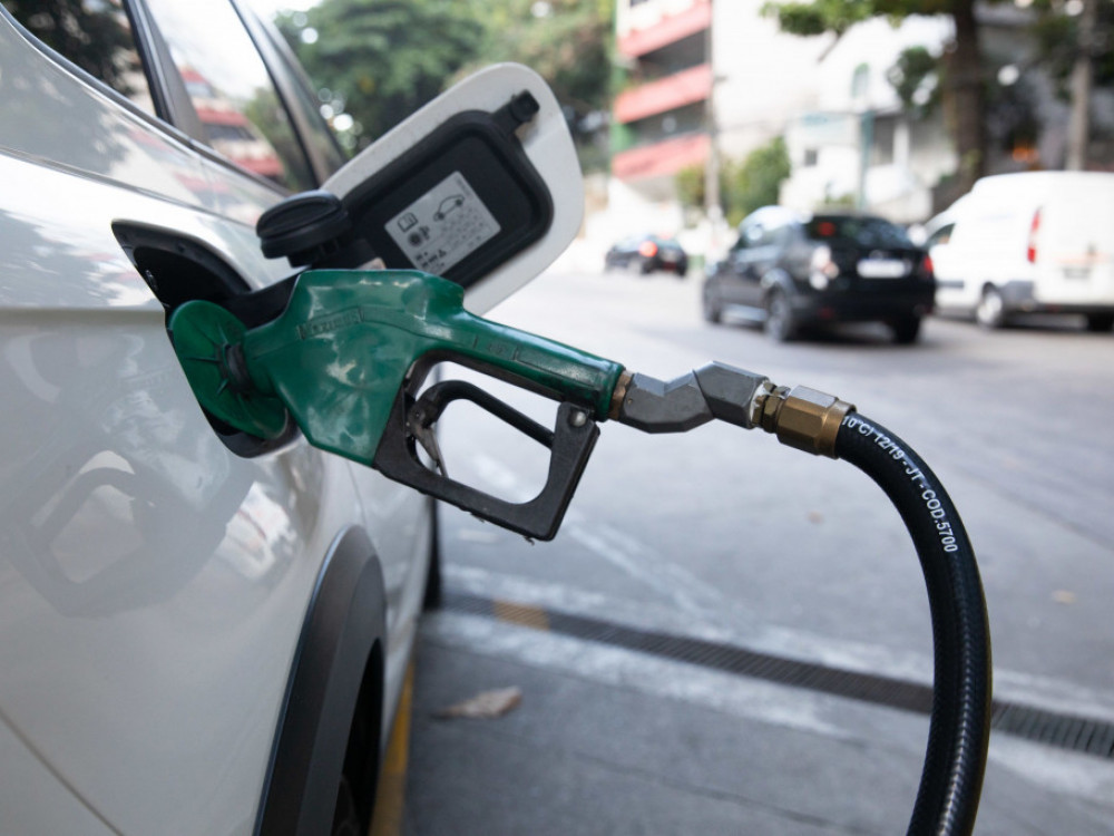 Падот на цената на горивата ја забави инфлацијата во САД