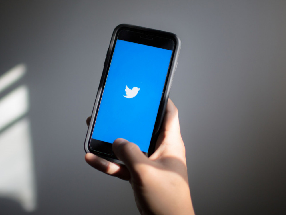 Преку Твитер ќе се продава он лајн: Shopify го додаде на листата