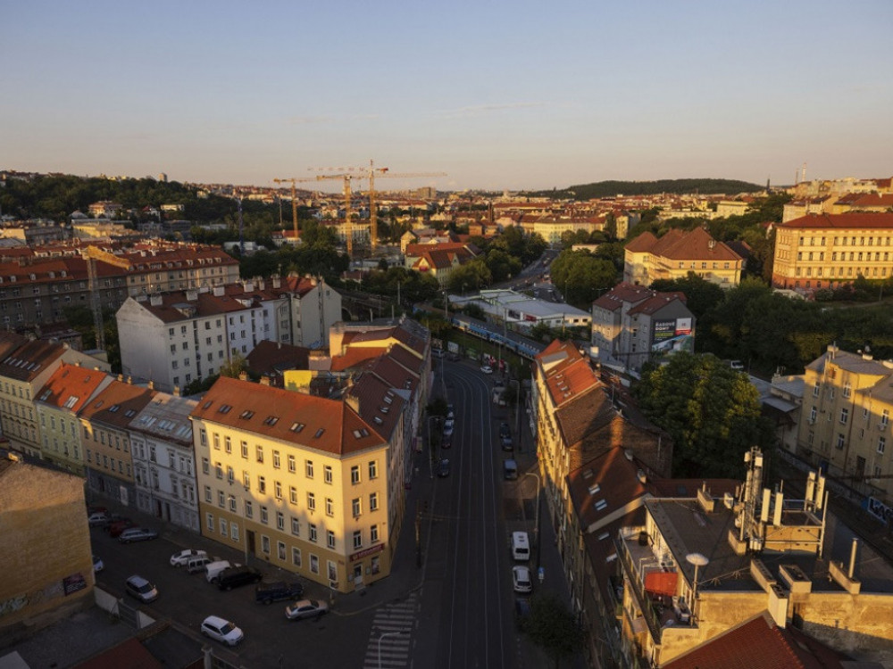 Балонот на недвижности може да додаде масло во огнот на кризата