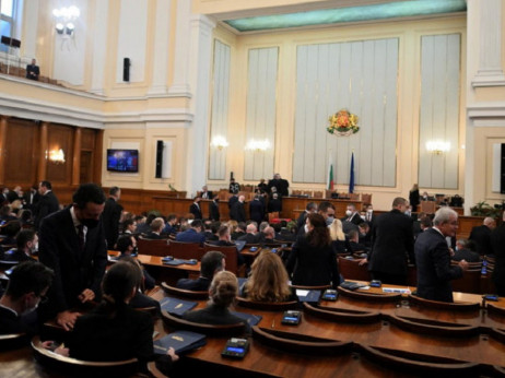 Бугарското Собрание го одобри францускиот предлог за С Македонија