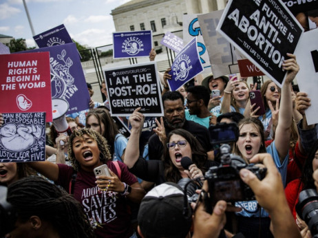 Врховниот суд на САД пресуди во корист на забраната за абортус