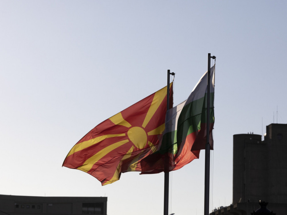 Бугарија го повлекува амбасадорот од Скопје