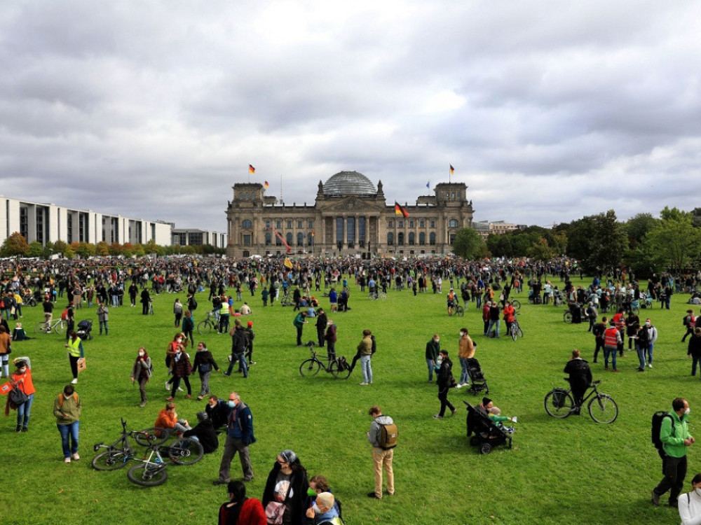 Високите цени на енергенсите ќе ја однесат Германија во рецесија