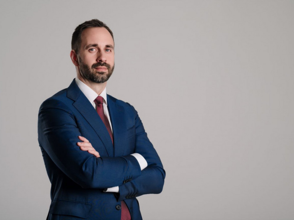 Кнез: ФЕД очекувано ги зголеми каматите и ќе останат високи до 2024 година