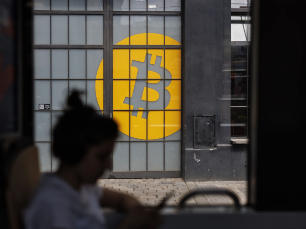 Биткоинот падна под 20.000, доларот јакне