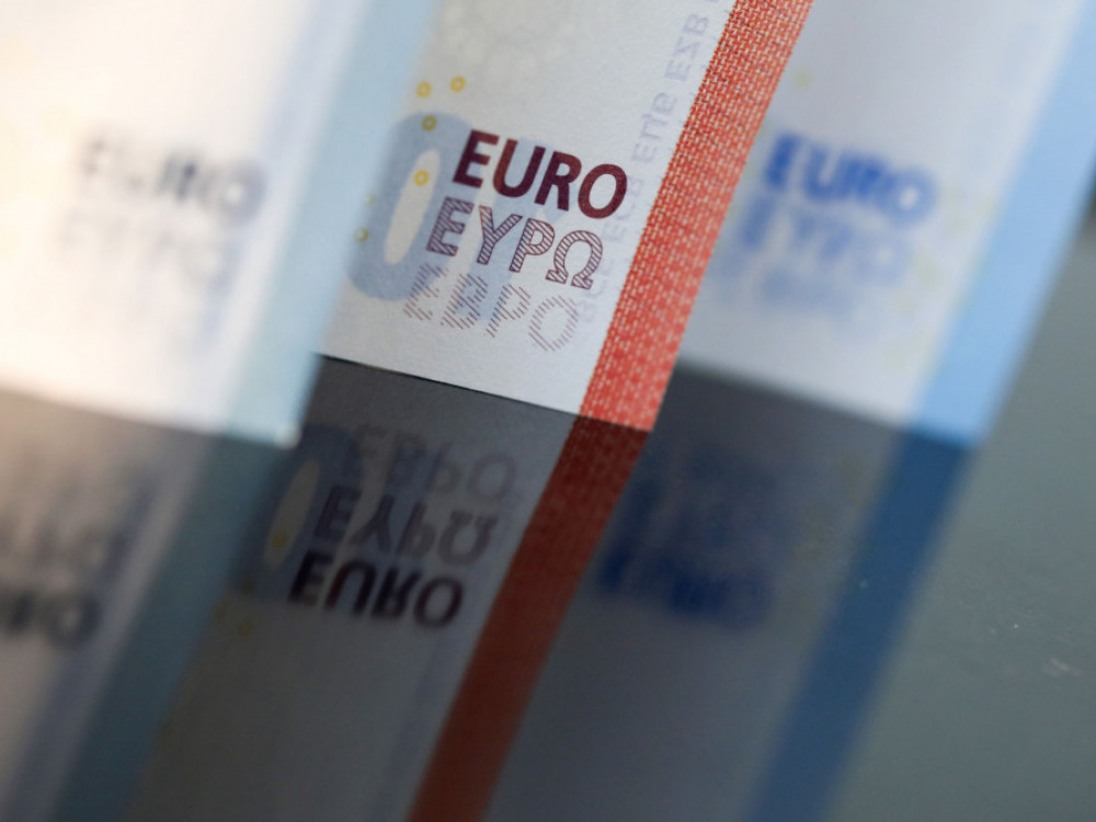 Андреј Кнез: Најниско очекувано ниво на евро/долар е 0,95