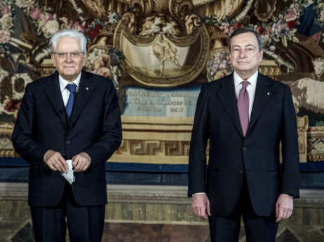 Италијанскиот претседател не ја прифати оставката на Марио Драги
