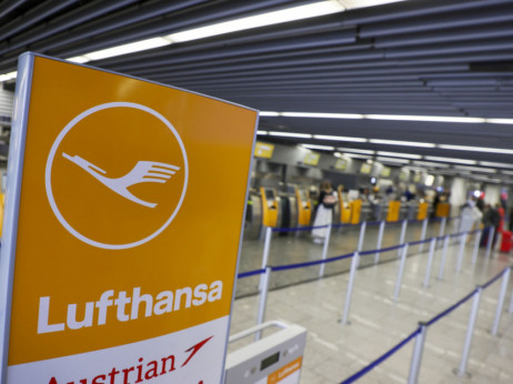Пилотите на Луфтханза гласаа за штрајк - ќе има ли нови откажани летови?