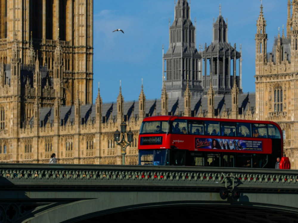 Британија со најголем економски пад во последните 3 века поради Ковид