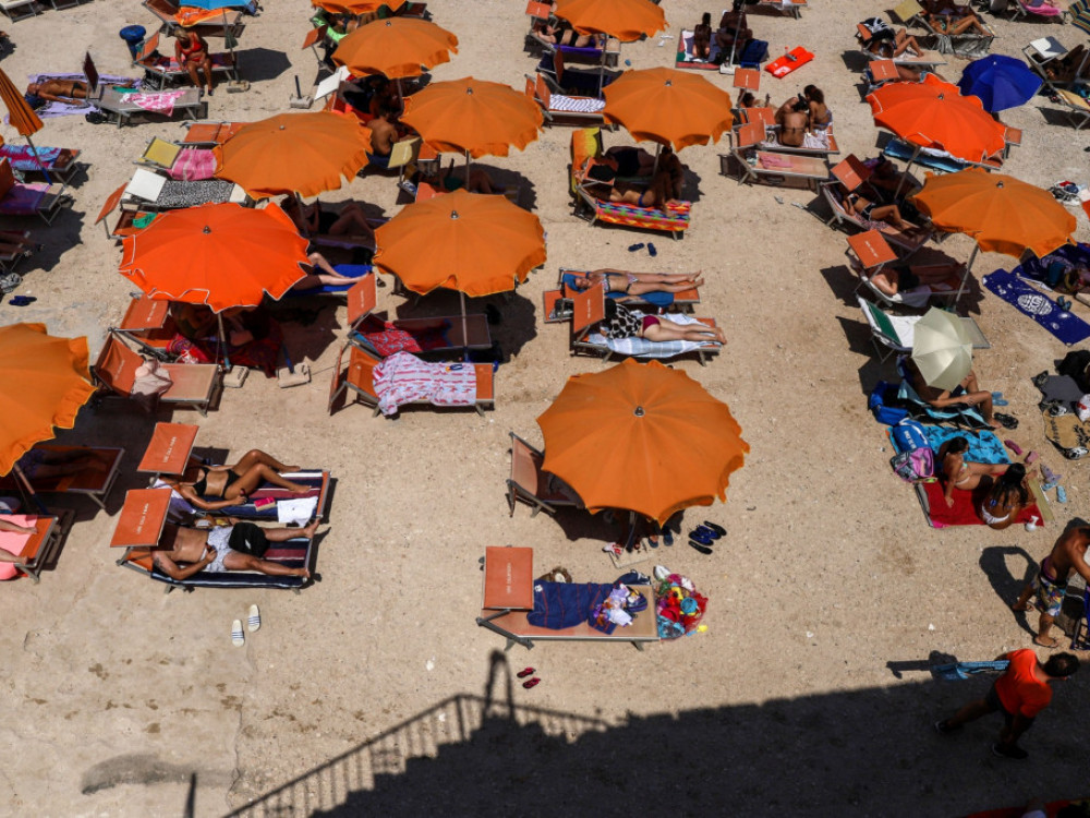 Во јуни 77 проценти повеќе гости во Македонија од истиот месец лани