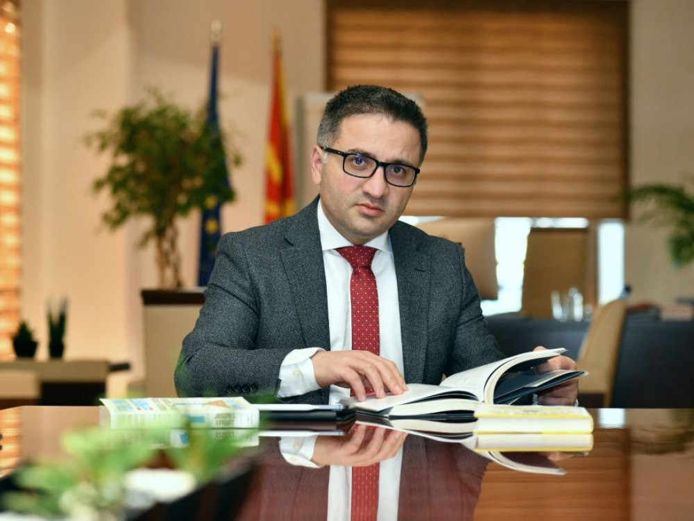 Владата скрои кризен буџет: Идната година ќе позајмиме 1,5 милијарда евра