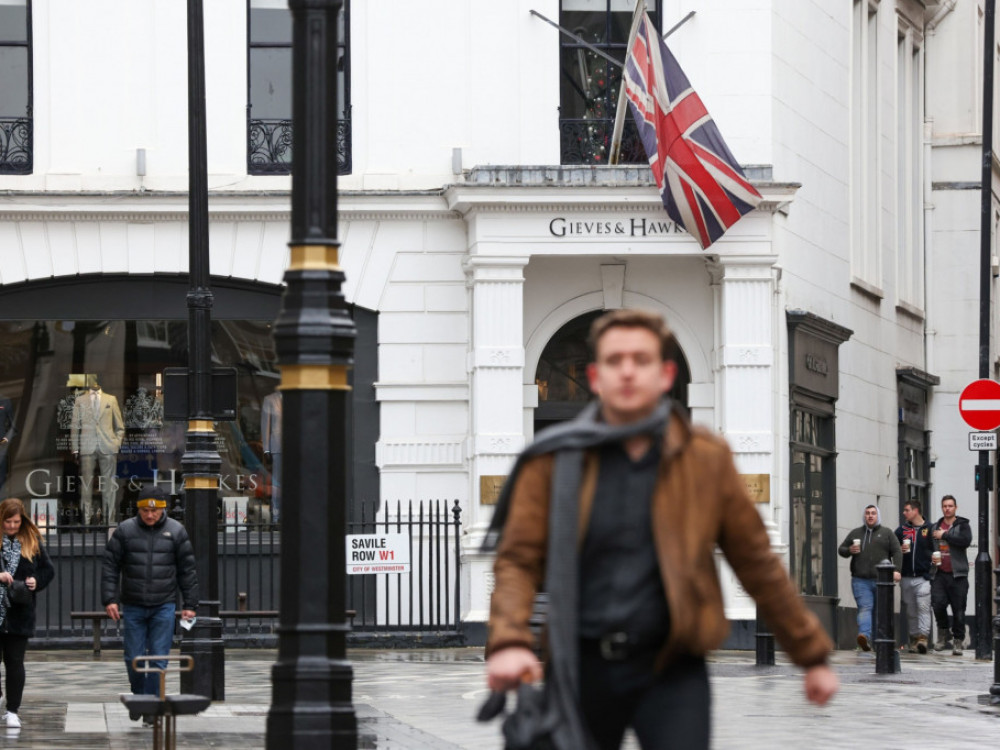 Високите сметки ќе ги вратат вработените во канцелариите