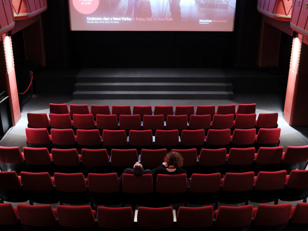 Филмомани, а која серија ќе ја гледате во 2023 година?