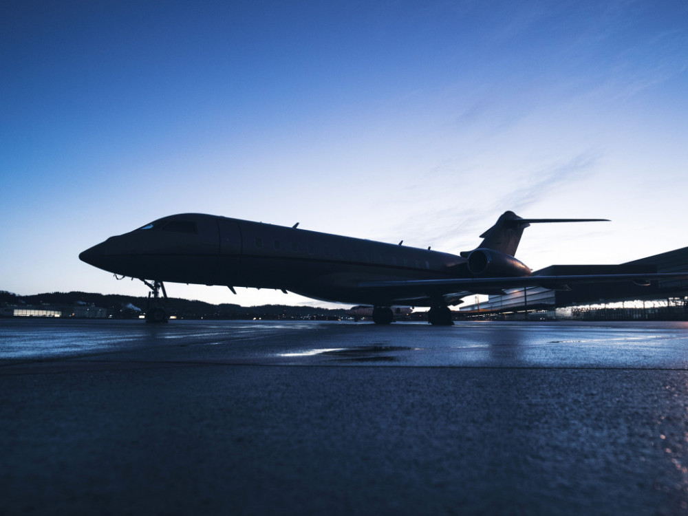 Премиер лигата има проблем - нема доволно приватни авиони во Англија