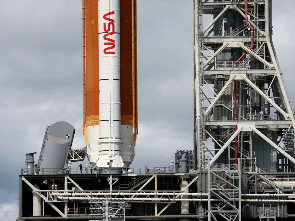 НАСА го откажа првиот тест лет на Артемида по дефект на моторот
