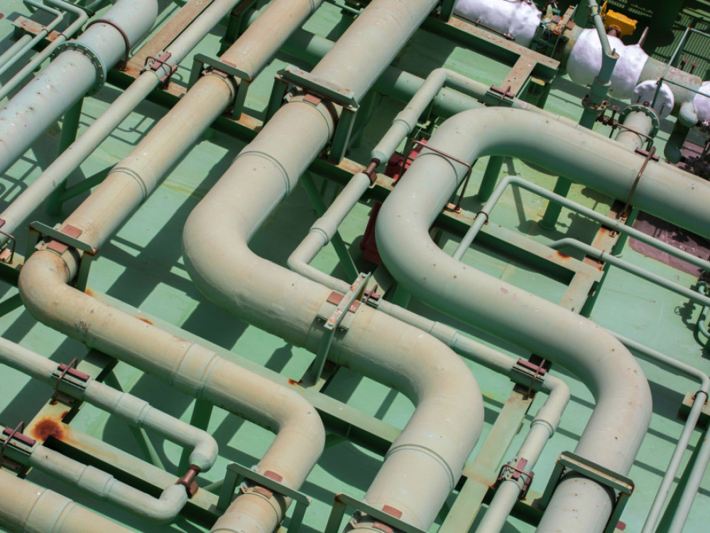 Цената на нафтата на шестнеделен максимум