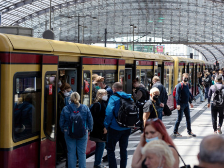 Германија штеди енергенси преку евтин јавен превоз