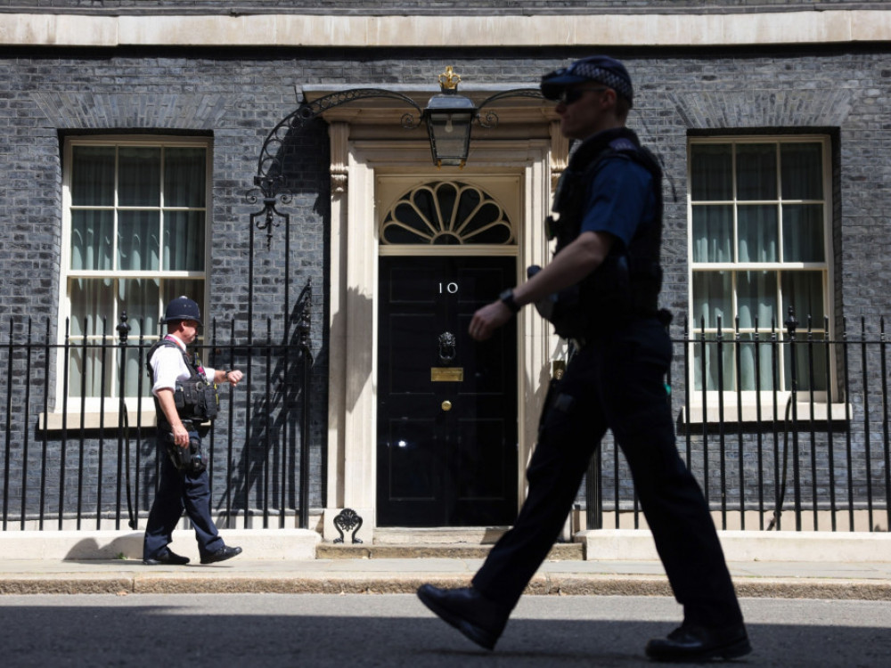 Британските пазари се под притисок во пресрет на новиот премиер