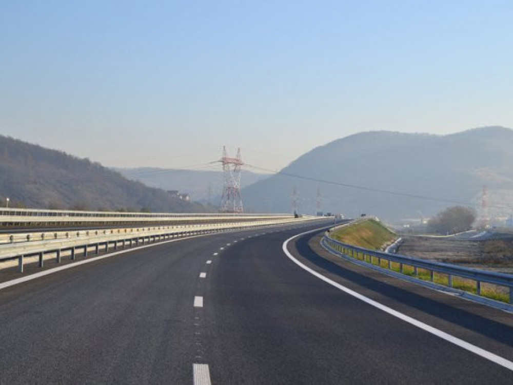 Кои компании ги добија тендерите на ЈП за државни патишта во 2023-та?