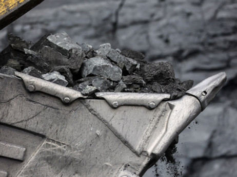 Пет вести за почеток на денот: Потрошивме јаглен повеќе од планираното