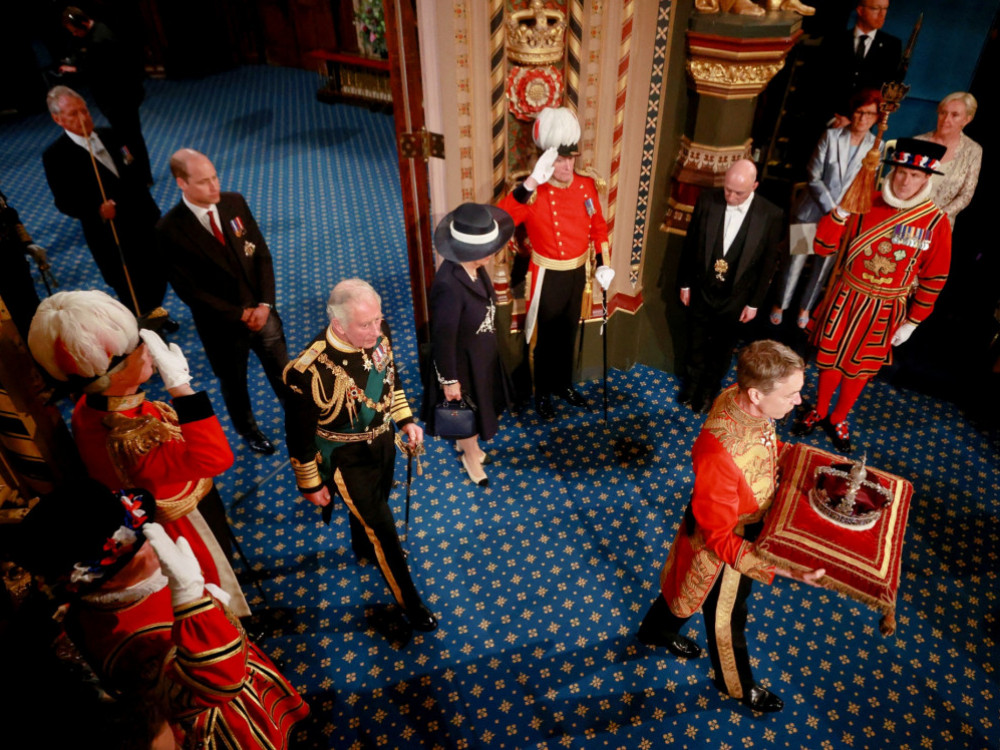 По смртта на кралицата се врши прераспределба на 18 милијарди фунти