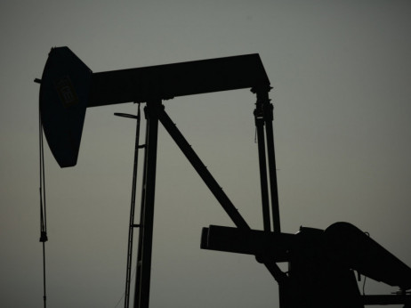 Нафтата е на чекор до прва квартална загуба во последните 2 години