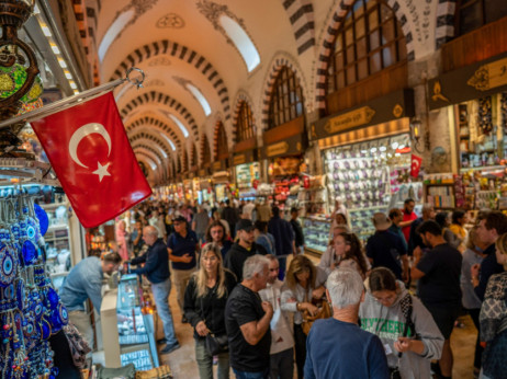 Инфлацијата во Турција достигна 83,5 отсто, Ердоган бара пониски каматни стапки