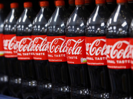 Приходите на „Кока-кола“ растат, потрошувачите ги прифатија повисоките цени