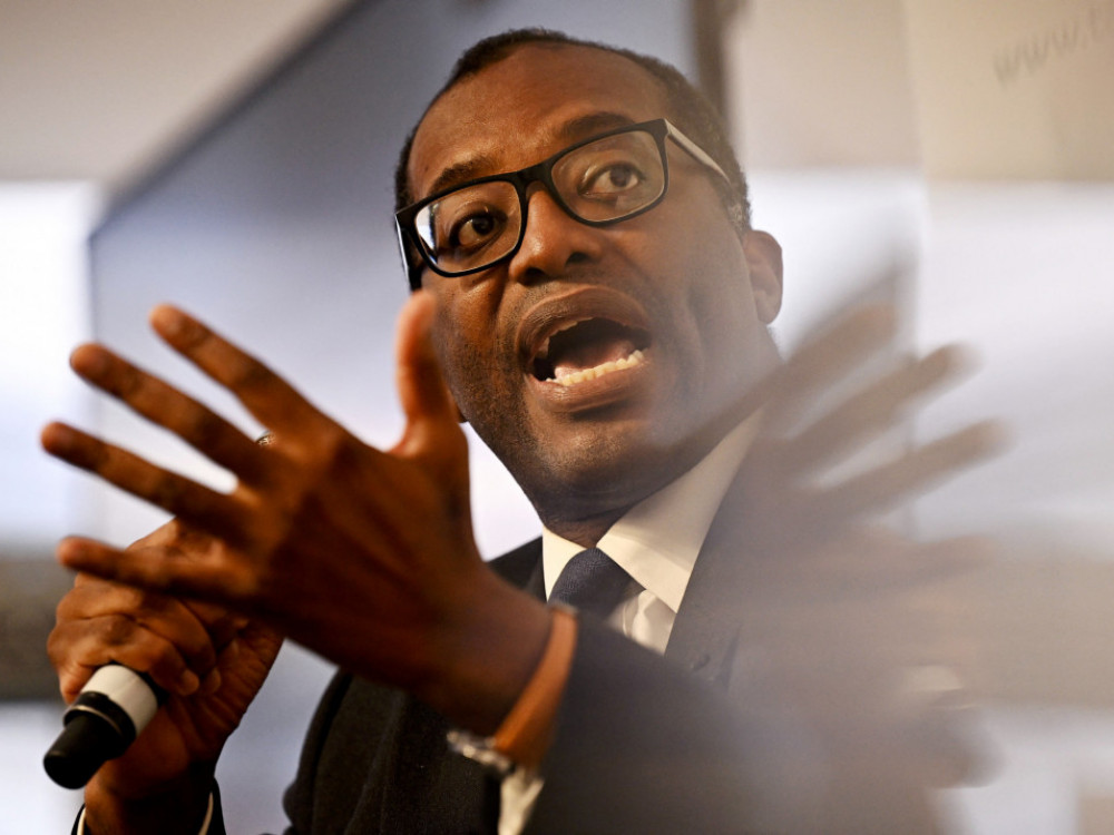 Владата во Лондон порано ќе го објави фискалниот план