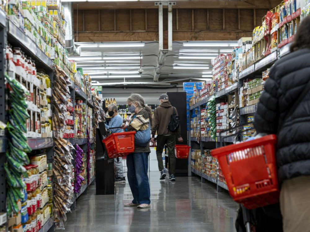Инфлацијата во САД забави повеќе од очекуваното на 7,7 отсто