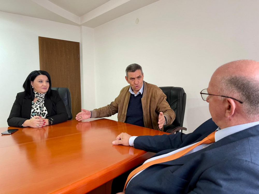 На компаниите им се потребни субвениции за да ги задржат вработените