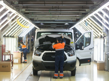 „Форд“ укинува над 3.000 работни места во Европа