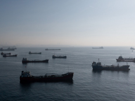 Русија забрзано пренесува нафта по морски пат