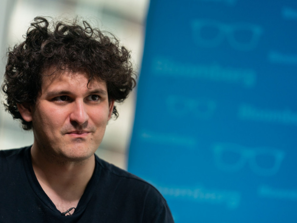 Банкмен-Фрид живее со последните 100 илјади долари, по загубата на 26 милијарди