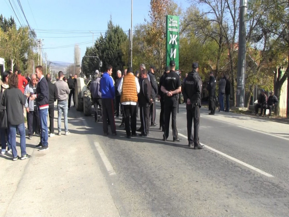 Оризопроизводителите во Кочанско на протест