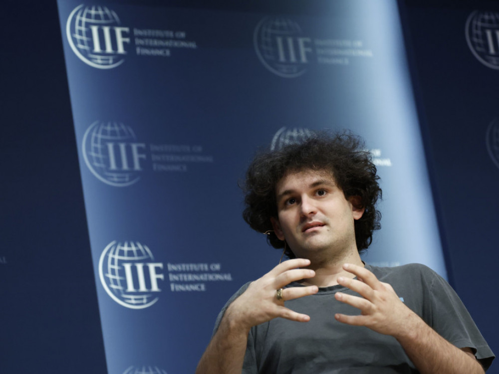 Сем Бенкмен-Фрид објави чудна серија твитови