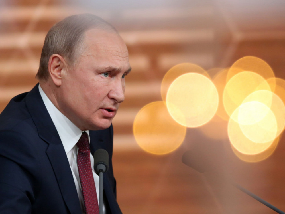 Путин: Русија би можела да го намали производството на нафта