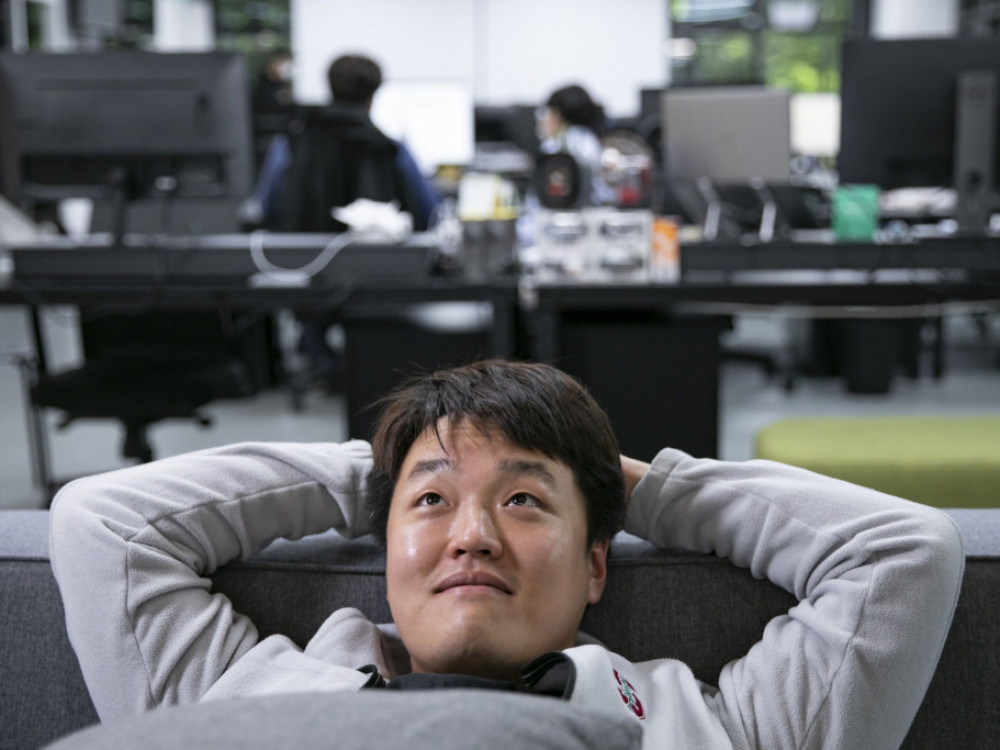 Има сомнежи дека криптобегалецот Квон пере биткоини во Србија