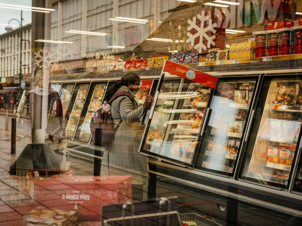 Инфлацијата во Обединетото Кралство е помала од очекуваното