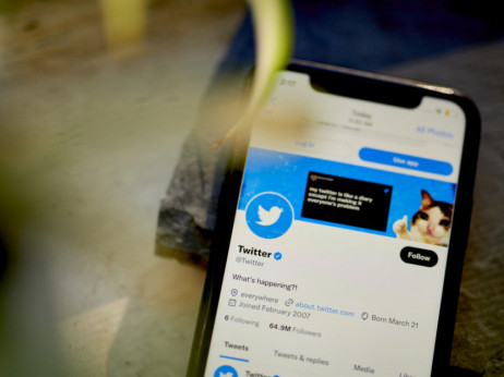 „Твитер“ ќе реактивира многу од суспендираните профили во следните 30 дена
