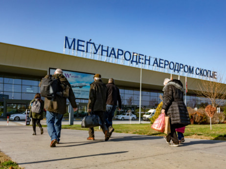 Следната недела: Поскапуваат авиобилетите, каде летаат Македонците?