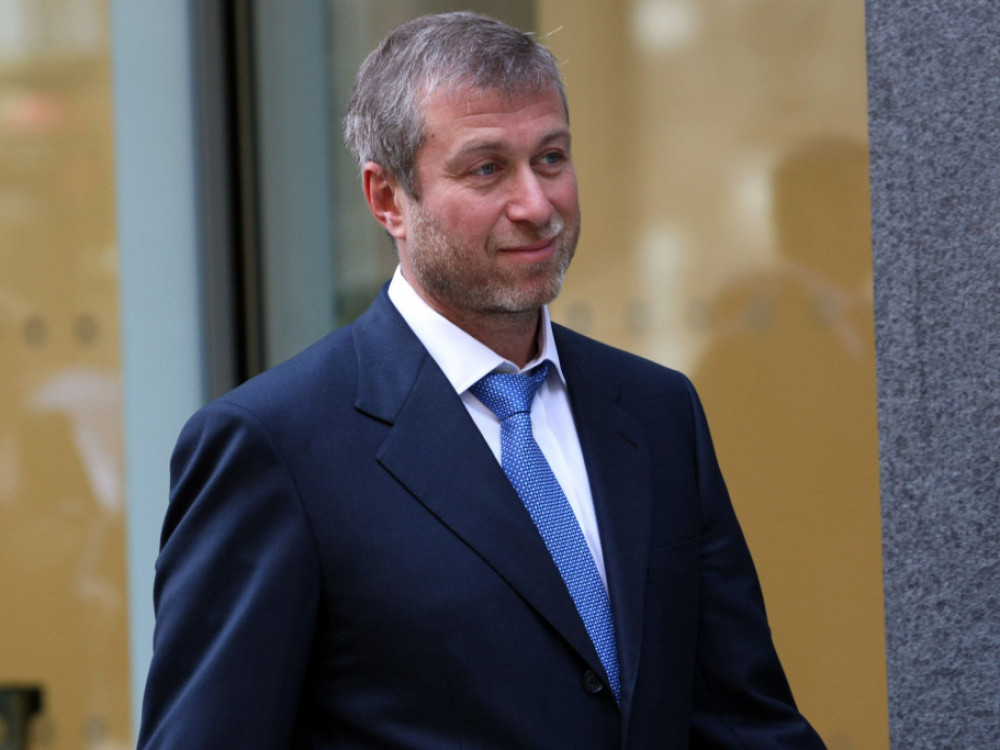 Абрамович вложил милиони во најголемата американска компанија за канабис