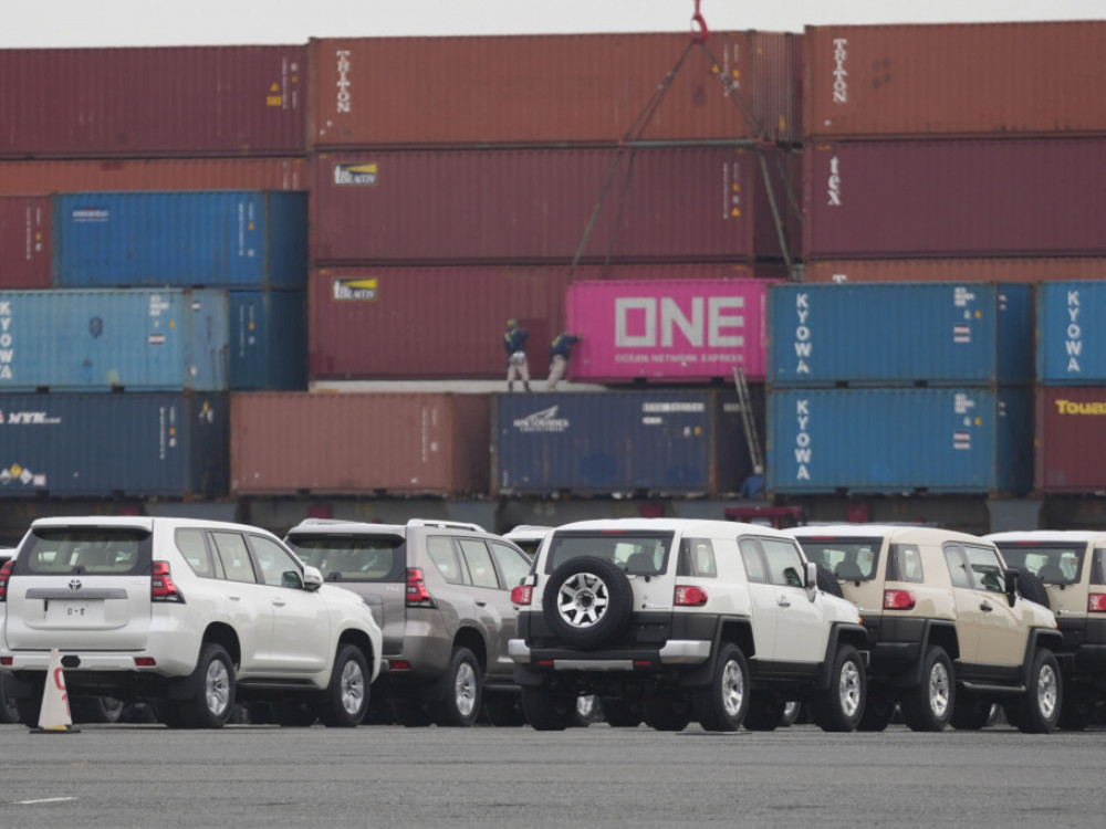 „Тојота“ со рекордно производство во ноември, но ризиците уште постојат